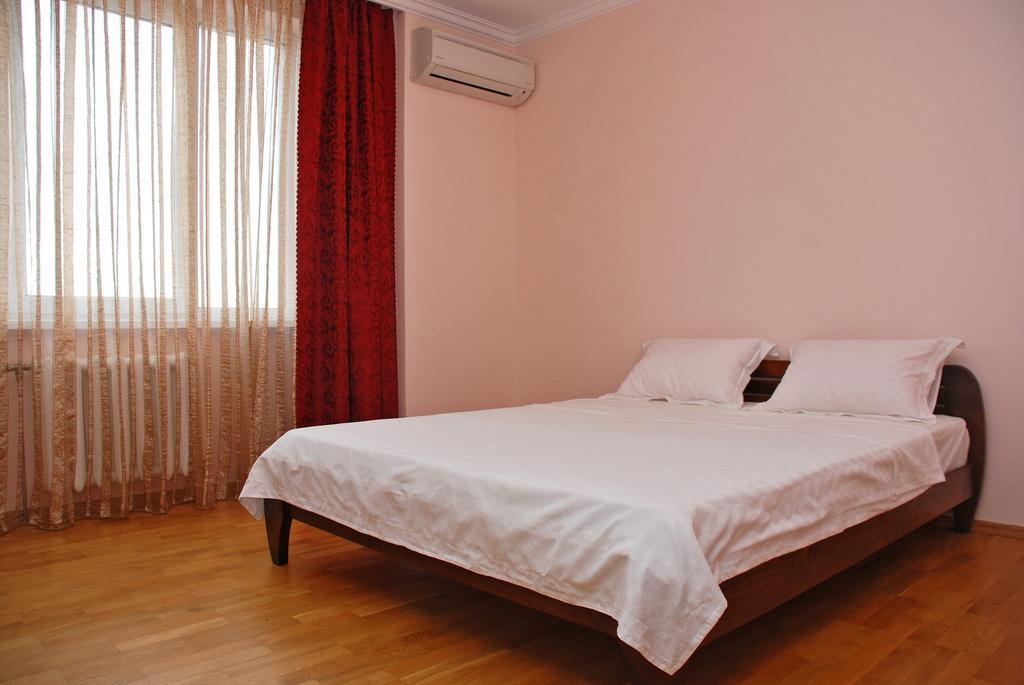 Kiev Pozniaky Apartment Camera foto